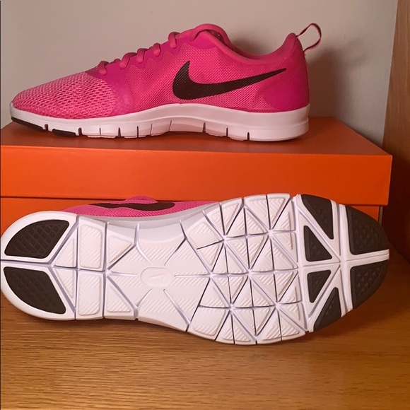 NIKE FLEX ESSENTIALS TR - Picture 5 of 7